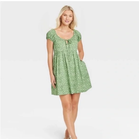 slim fit dress slacks Aureum: Set You Free Eucalyptus Green Floral Dress – Shop the Mint main image 0
